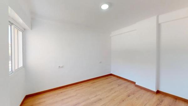 Mieszkanie na sprzedaż w  Calle Víctor de la Serna, Fuengirola photo 4