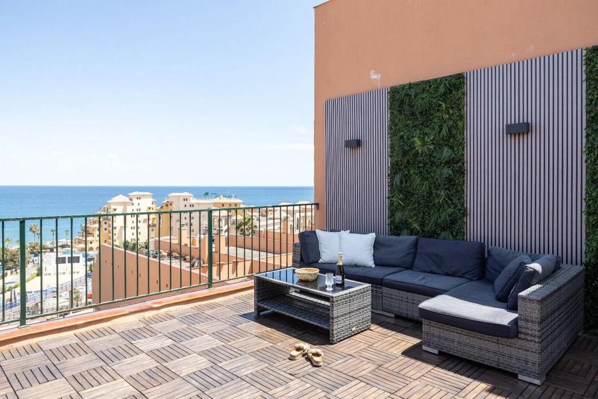 Penthouse sale in Zona Sohail, Fuengirola photo 1