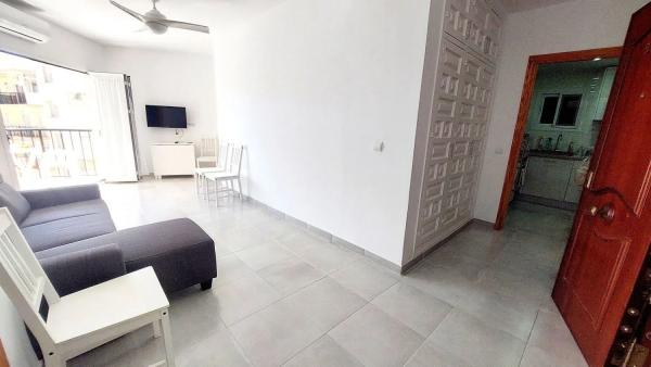 Mieszkanie na sprzedaż w  Avenida Carvajal, Fuengirola photo 3