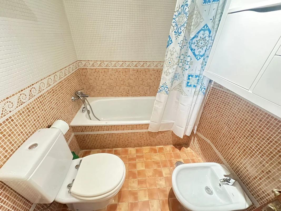 Продажа квартиры на Calle Santísima Trinidad, Фуэнхирола
photo 3
