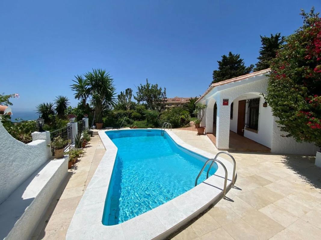Venta de chalet independiente en Calle Castaño, Fuengirola
photo 1