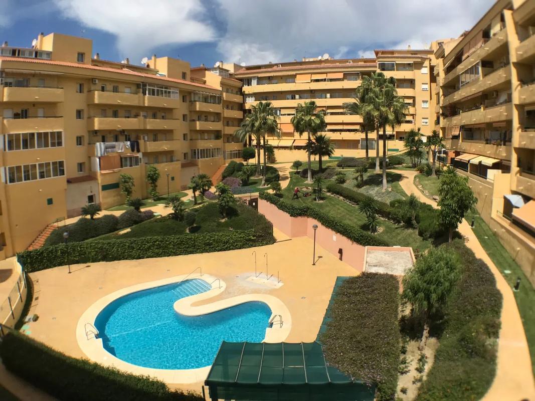 Venta de piso en Calle Nenufar, Fuengirola
photo 1