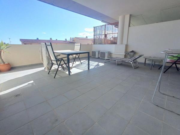 Piso en venta en Calle Narciso, Fuengirola photo 1