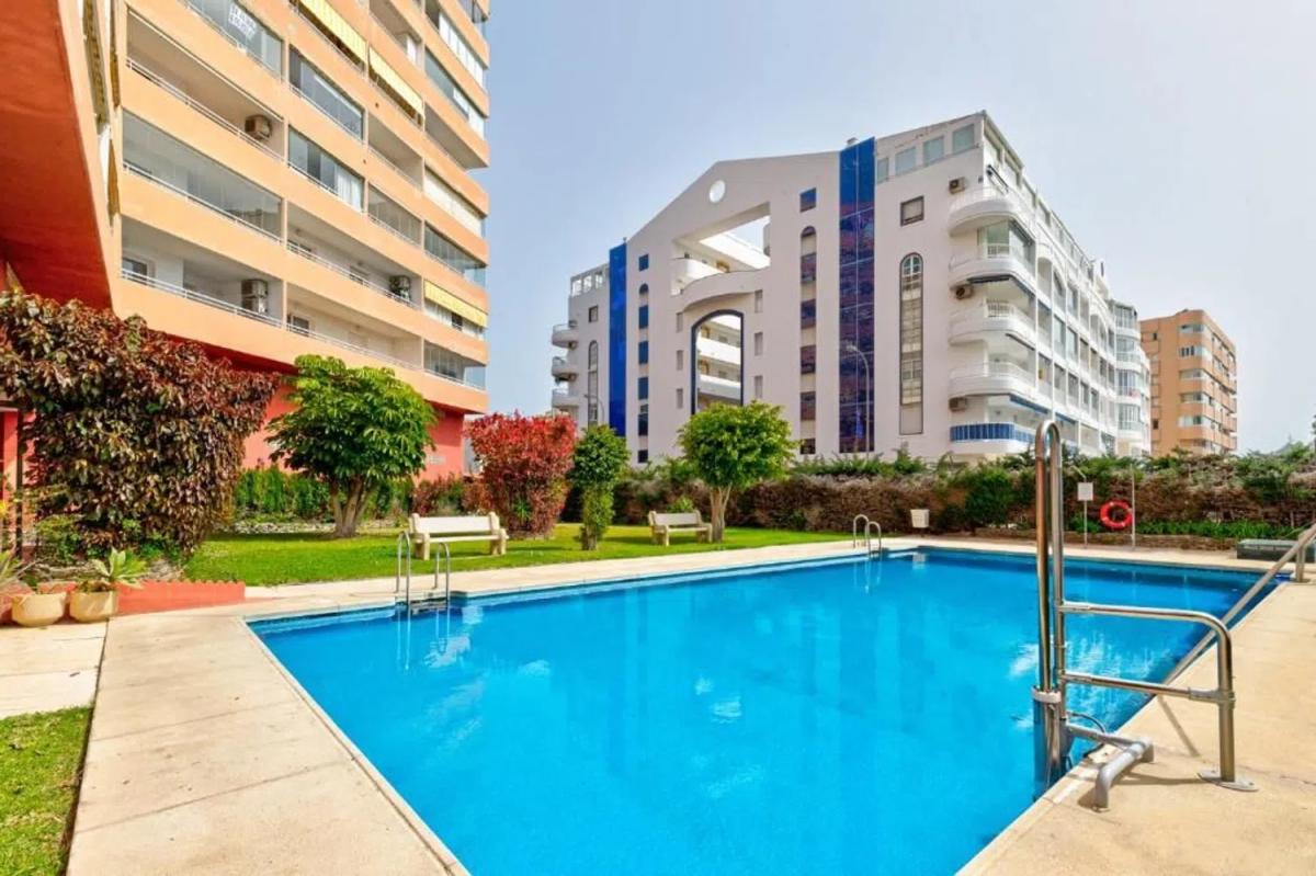 Venta de piso en Calle Alberto Morgenstern, Fuengirola
photo 1