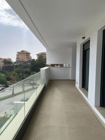 Mieszkanie na sprzedaż w Avenida de Fuengirola, 1, Fuengirola thumbnail 2