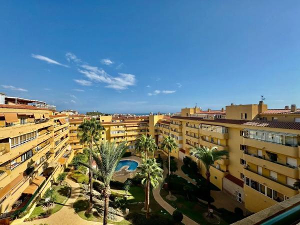 Piso en venta en Calle Nenufar, Fuengirola thumbnail 2