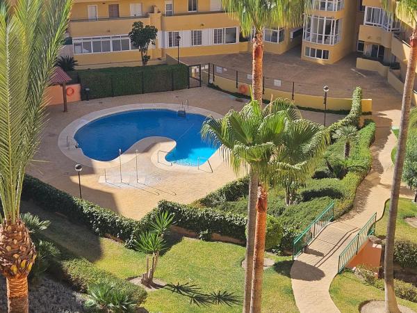 Piso en venta en Calle Nenufar, Fuengirola photo 1