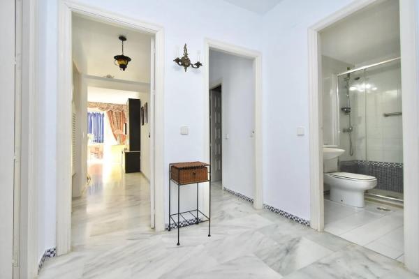 Duplex en venta en Zona Sohail, Fuengirola thumbnail 2