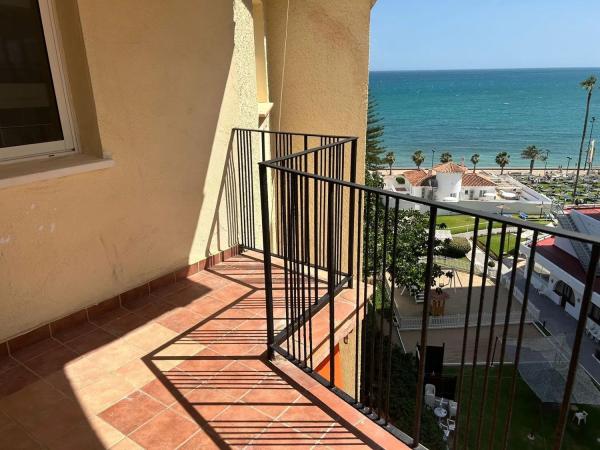 Mieszkanie na sprzedaż w  Las Gaviotas, Fuengirola photo 1