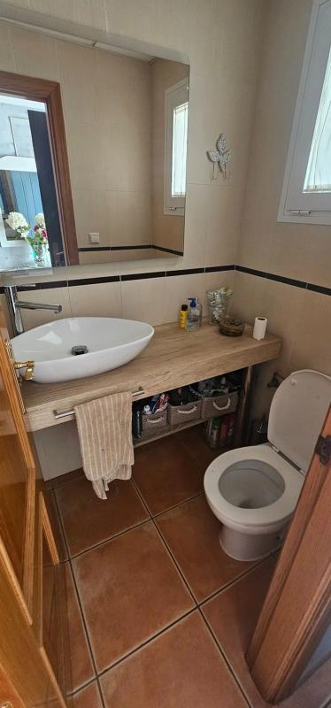 Продажа отдельного шале в  Calle Eugenia de Montijo, Фуэнхирола photo 4
