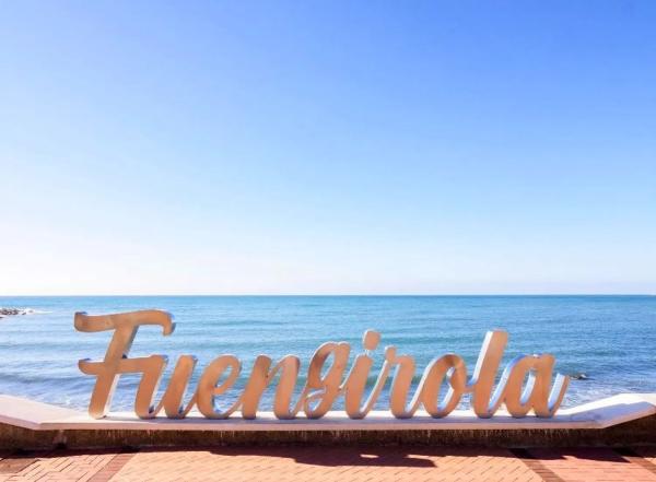 Mieszkanie na sprzedaż w  Paseo Marítimo Rey de España, 83 B, Fuengirola photo 1