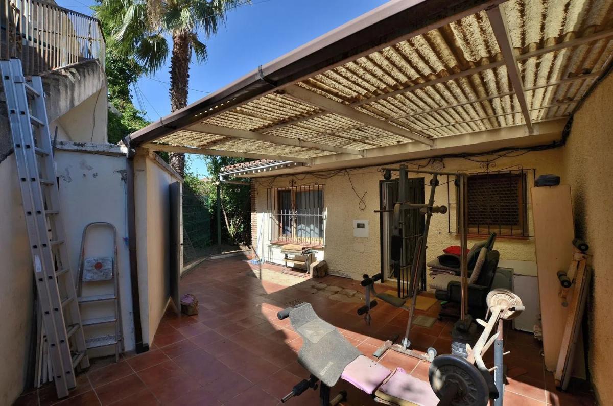 Продажа отдельного шале в  Calle Agustína de Aragón, Фуэнхирола photo 4