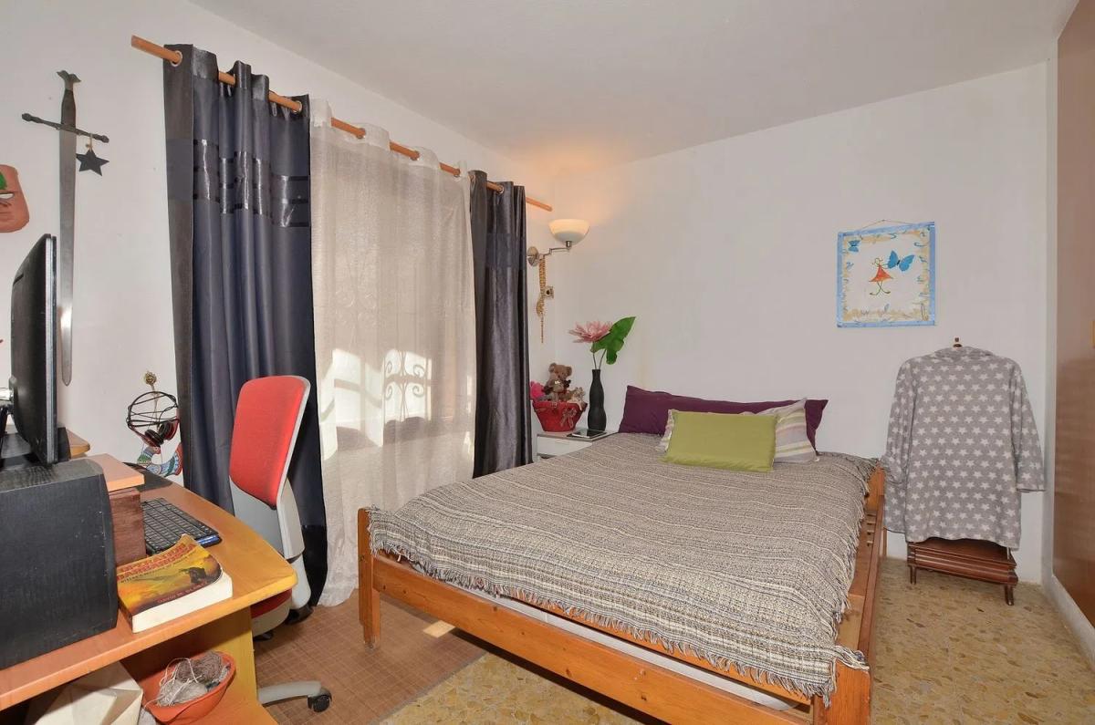 Продажа отдельного шале в  Calle Agustína de Aragón, Фуэнхирола photo 5