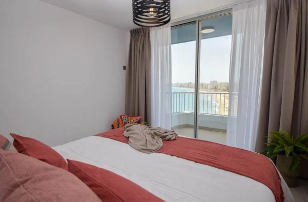 Penthouse for sale in  Las Gaviotas, Fuengirola photo 4