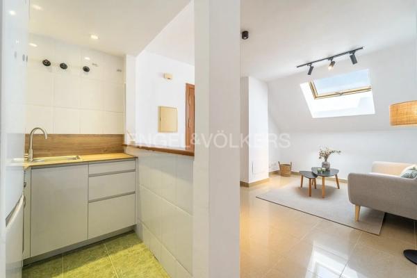 Penthouse for sale in Zona Puerto Deportivo, Fuengirola photo 1