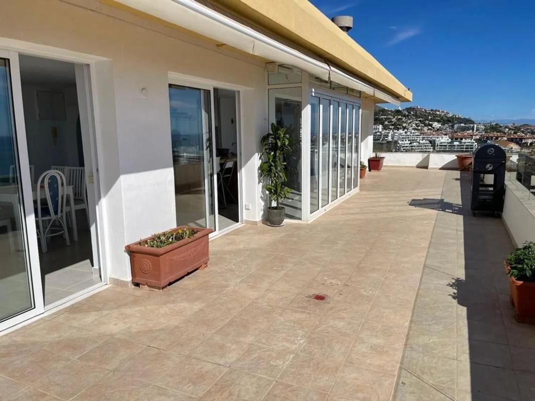 Penthouse sale in Calle Zarzas, Fuengirola photo 5