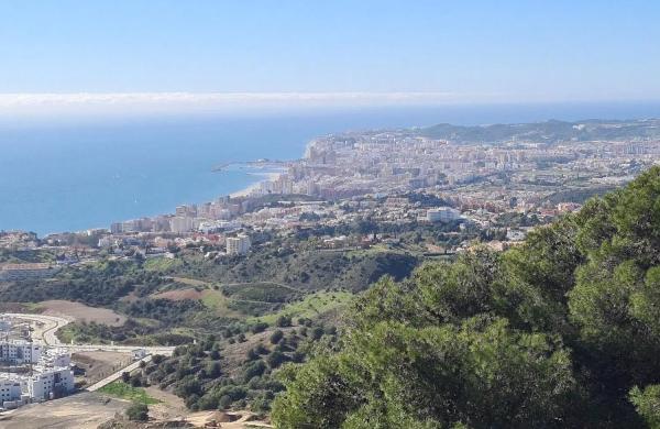 Penthouse for sale in Calle Paula, Fuengirola photo 1