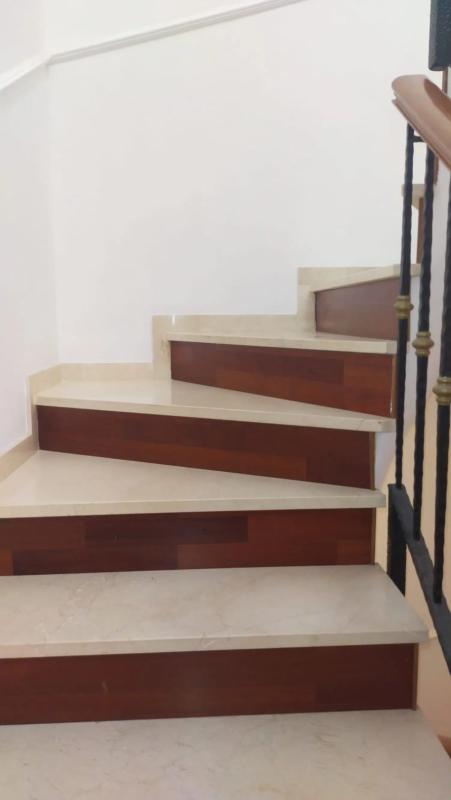 Продажа отдельного шале в  Calle Antequera, Фуэнхирола photo 4