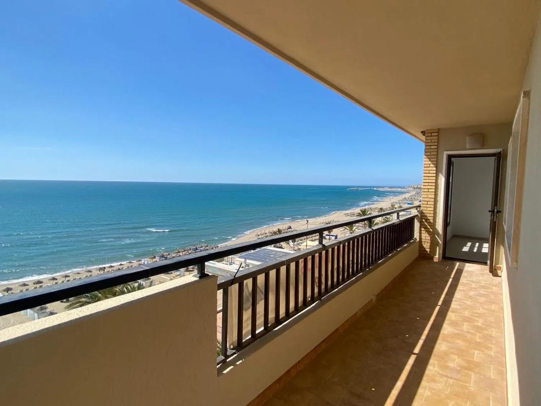 Sprzedaż mieszkania w Paseo Marítimo Rey de España, 90, Fuengirola
photo 1