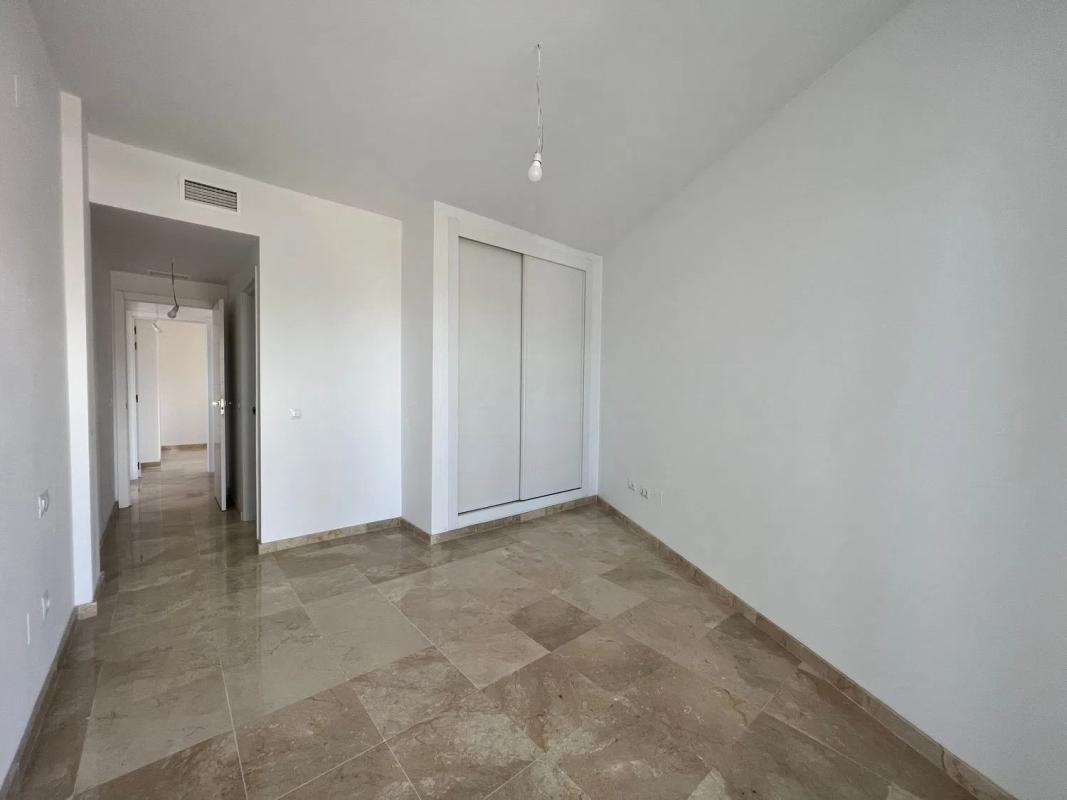 Penthouse sale in Avenida Carvajal, Fuengirola photo 4