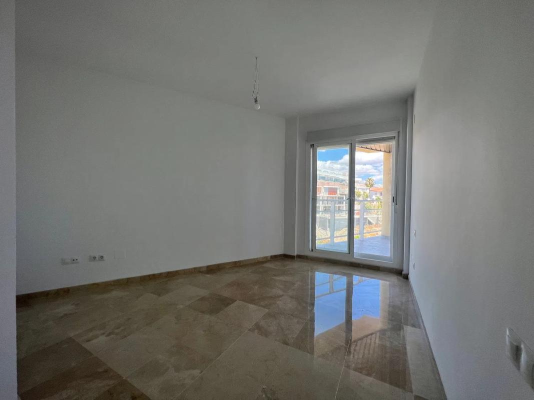Penthouse sale in Avenida Carvajal, Fuengirola photo 5