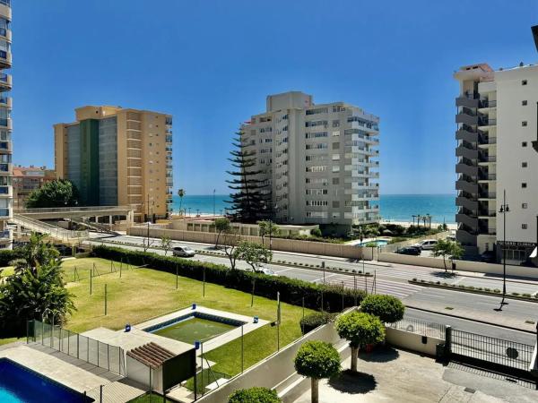 Mieszkanie na sprzedaż w  Avenida de las Gaviotas, Fuengirola photo 1