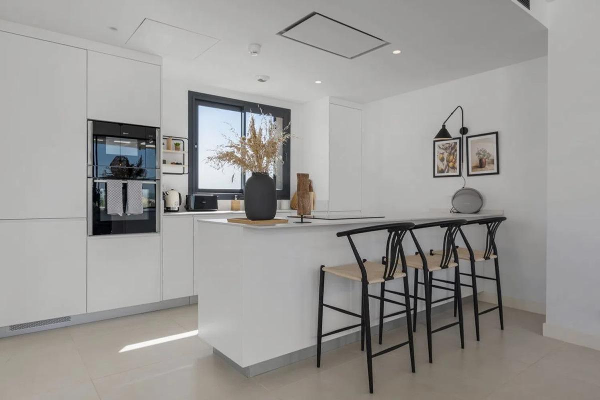 Penthouse sale in Calle Paula, Fuengirola photo 3