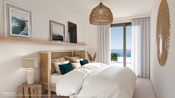 Penthouse for sale in Avenida del Higuerón, Fuengirola thumbnail 2
