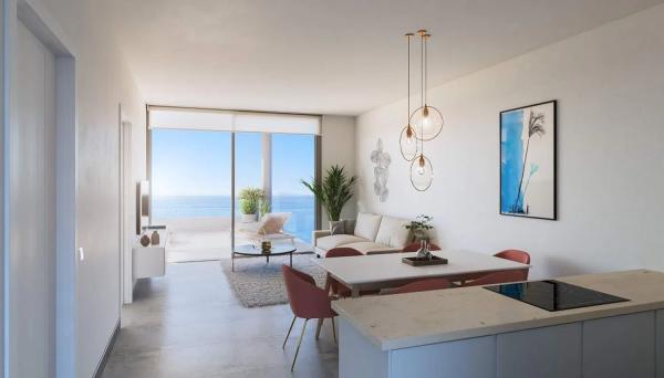 Penthouse for sale in Avenida del Higuerón, Fuengirola thumbnail 2