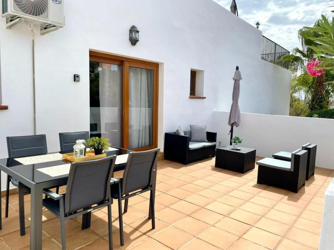 Продажа отдельного шале в  Torreblanca del Sol, Фуэнхирола photo 2