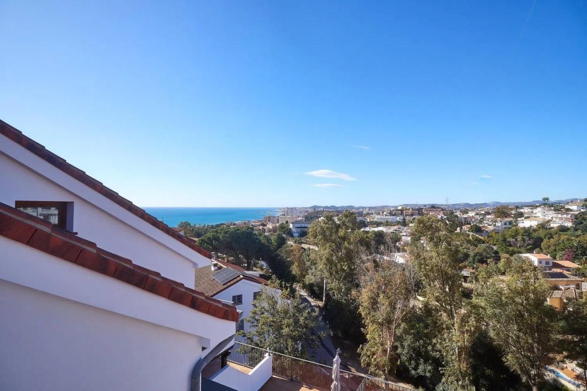 Продажа отдельного шале в  Torreblanca del Sol, Фуэнхирола photo 5