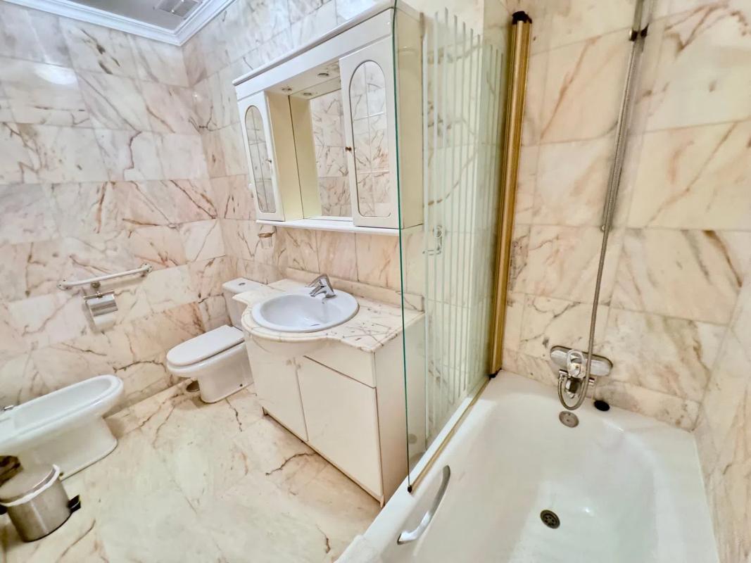 Продажа квартиры на Paseo Marítimo Rey de España, Фуэнхирола
photo 5