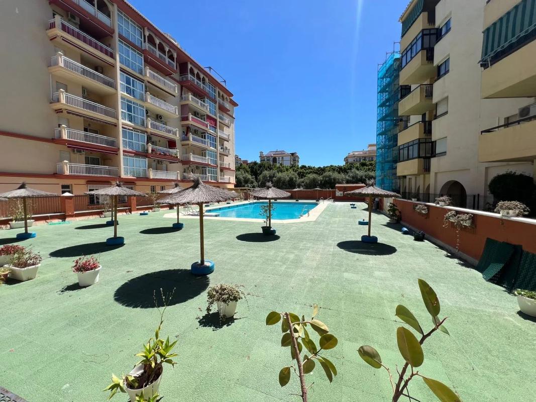 Venta de piso en Calle Antonio Chenel Antoñete, Fuengirola
photo 2