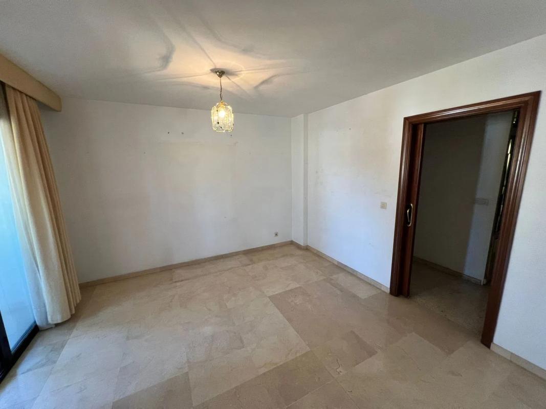 Venta de piso en Calle Antonio Chenel Antoñete, Fuengirola
photo 5