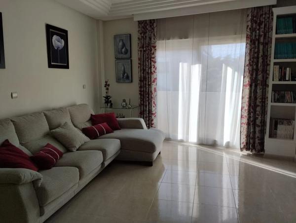 Mieszkanie na sprzedaż w Calle Camilo José Cela, Fuengirola photo 1