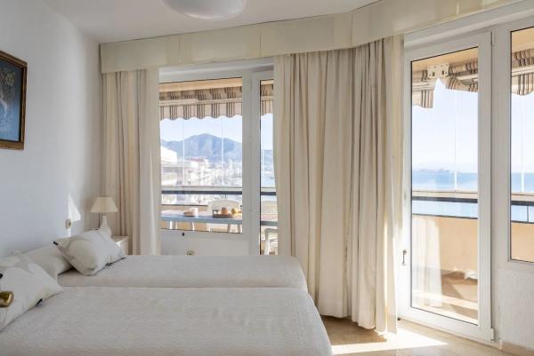 Piso en venta en Calle Alberto Morgenstern, Fuengirola thumbnail 2