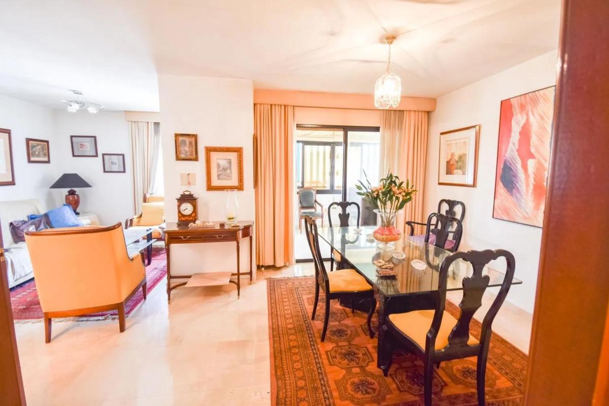 Sale of apartment in Calle Antonio Chenel Antoñete, Fuengirola
 photo 3