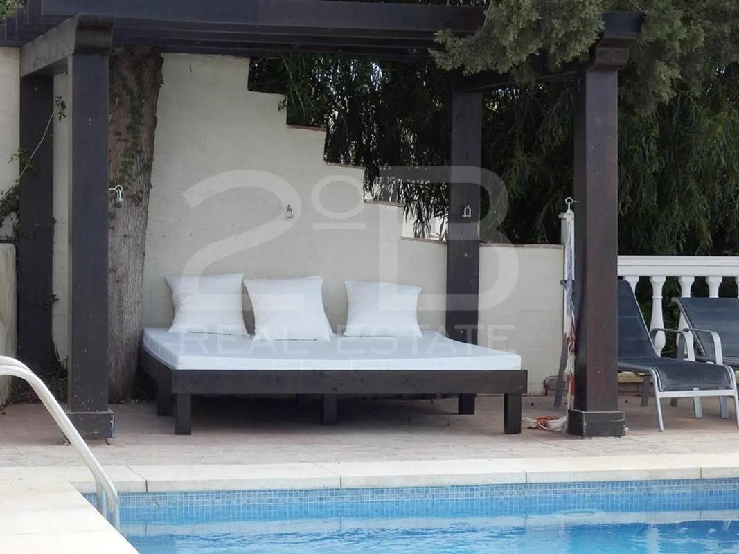 Продажа отдельного шале в Calle del Petirrojo, 3 -1, Фуэнхирола photo 5