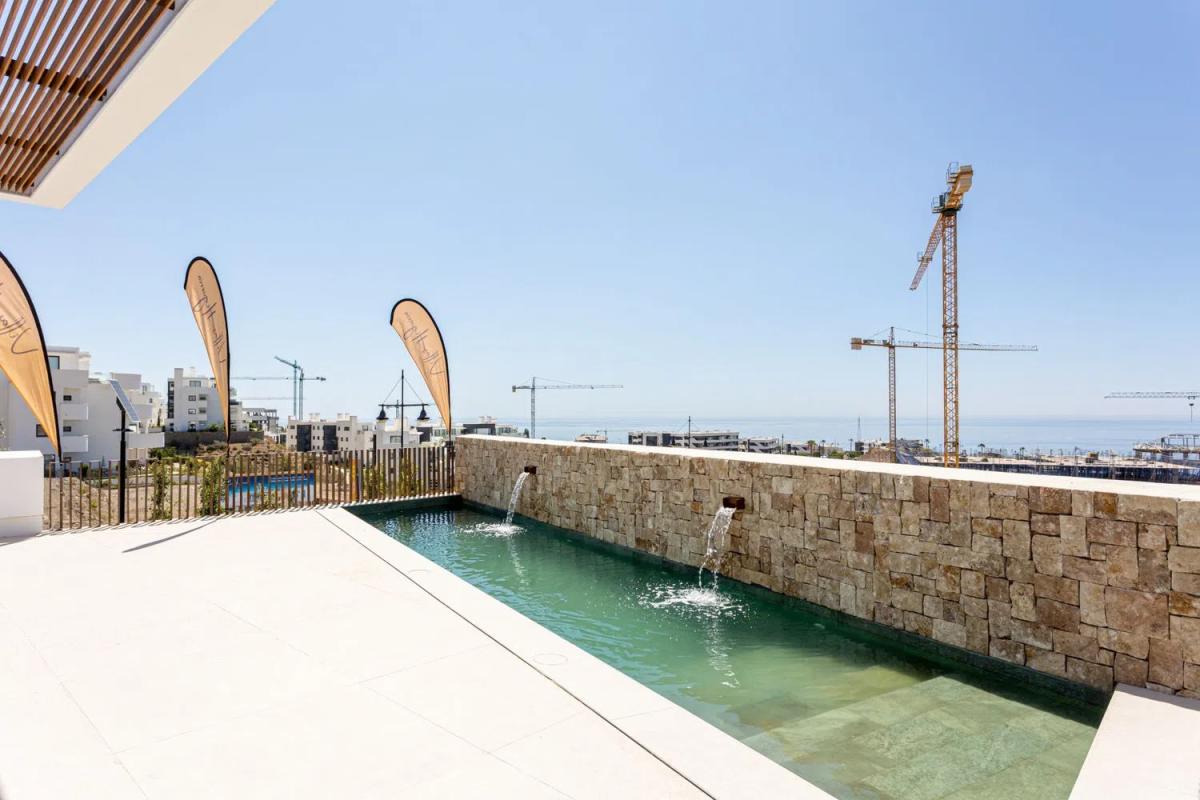 Sale of independent chalet in El Higuerón, Fuengirola
photo 4