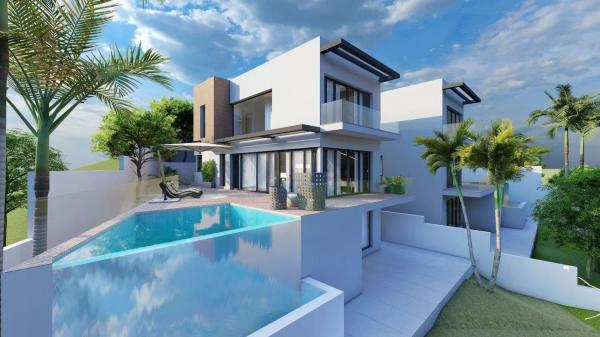 Коттедж на продажу в  Torreblanca del Sol, Фуэнхирола photo 2