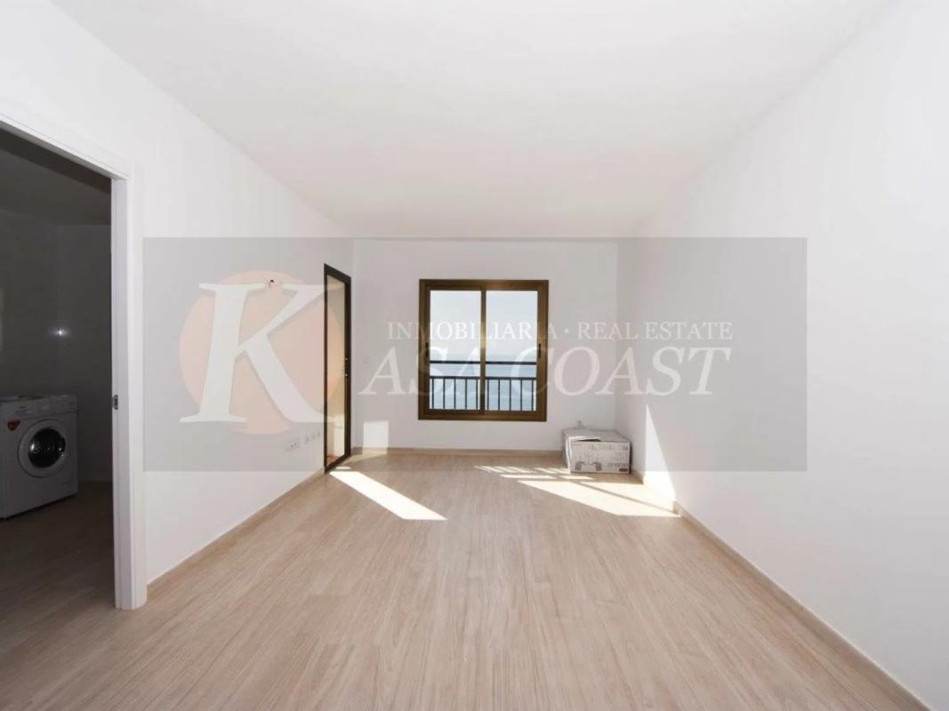 Sale of apartment in Playa de los Boliches, Fuengirola
photo 2