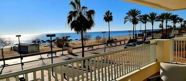 Piso en venta en Paseo Marítimo Rey de España, Fuengirola photo 1