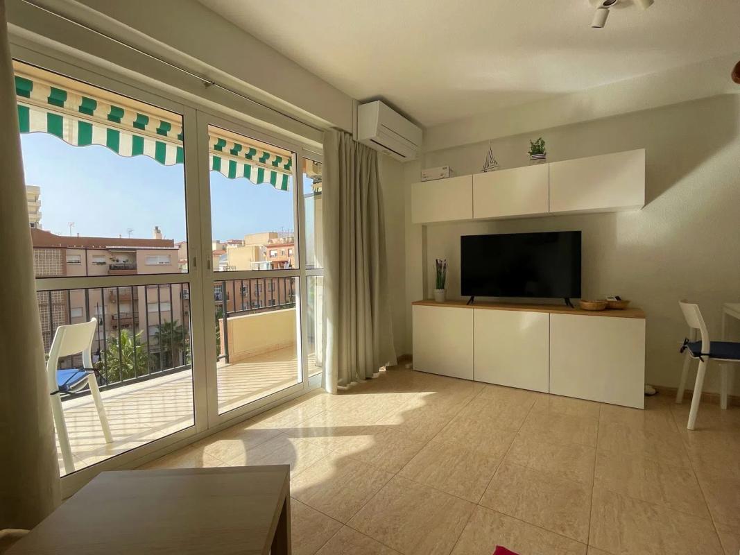 Venta de piso en Calle Jacinto Benavente, 3, Fuengirola
photo 2
