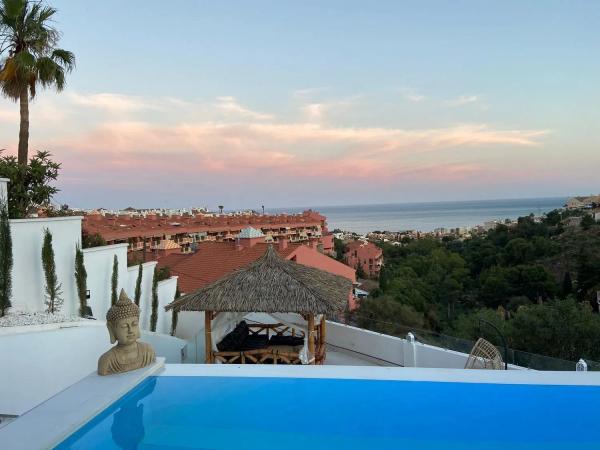 Wolnostojąca willa na sprzedaż w Torreblanca del Sol, Fuengirola photo 1