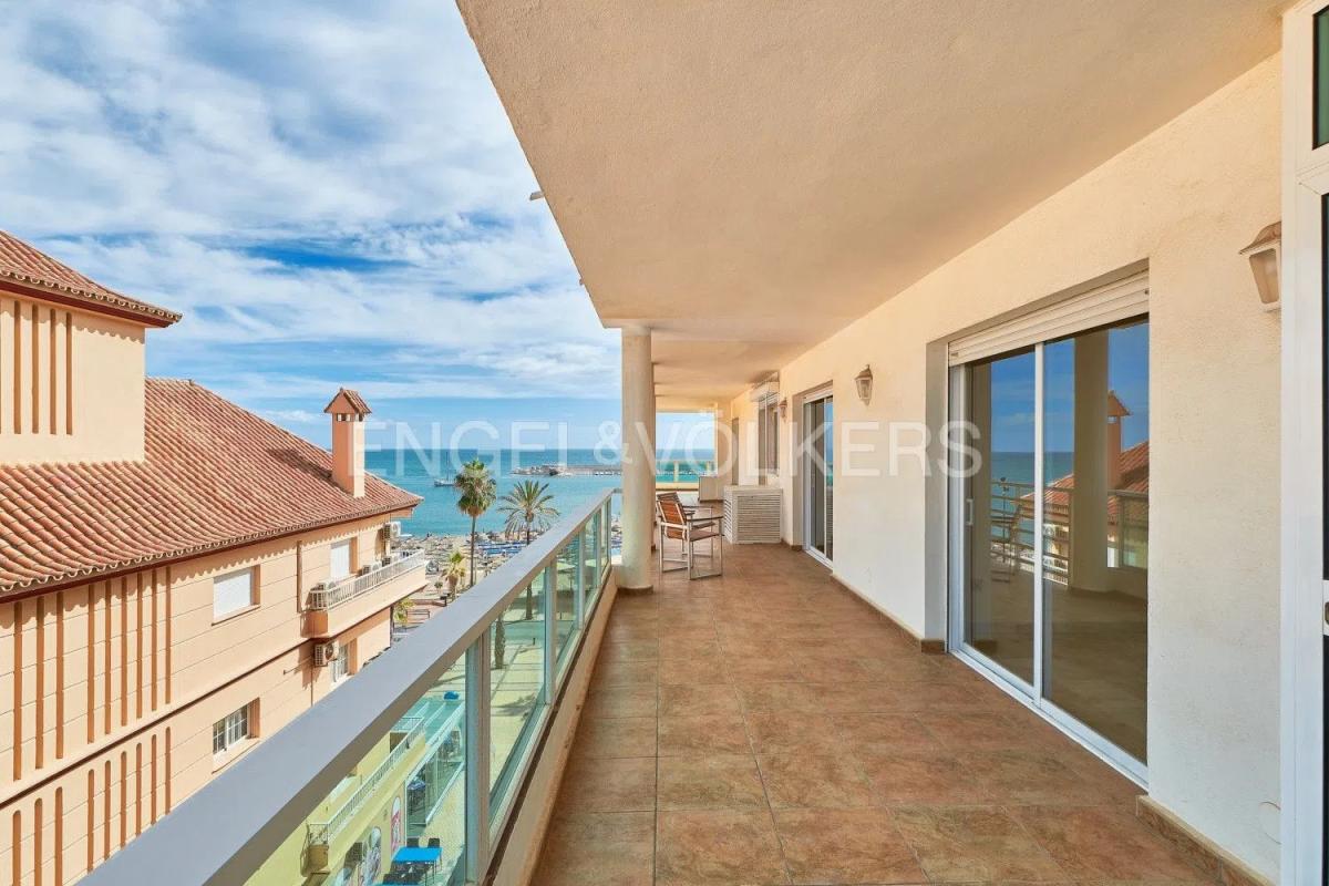 Venta de piso en Zona Puerto Deportivo, Fuengirola
 photo 3