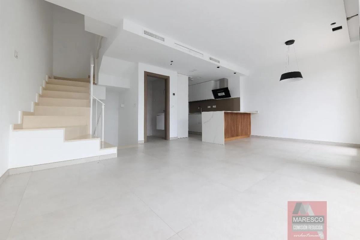 Sprzedaż niezależnego domku jednorodzinnego w Calle Pinzón, 1, Fuengirola photo 4