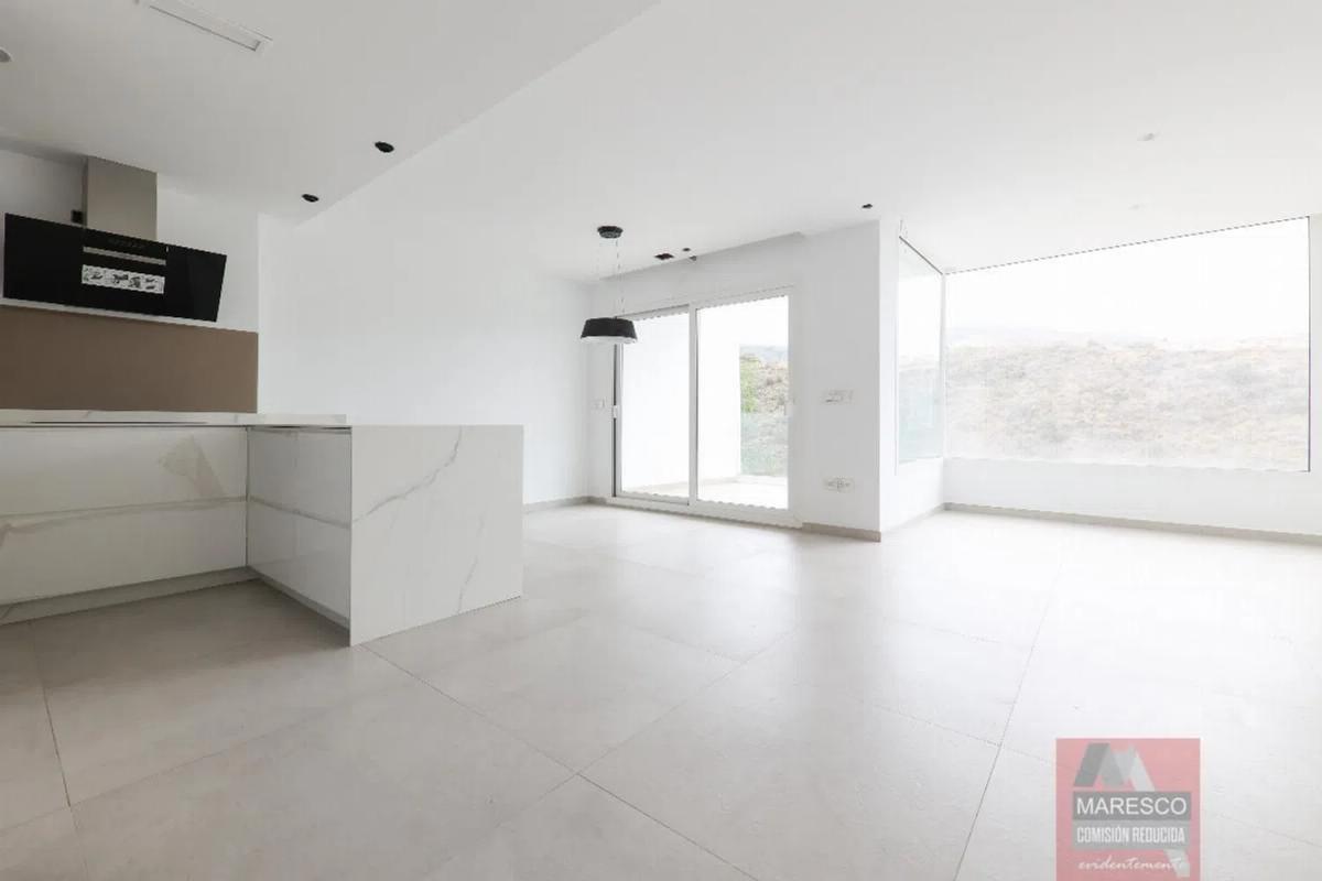 Sprzedaż niezależnego domku jednorodzinnego w Calle Pinzón, 1, Fuengirola photo 5