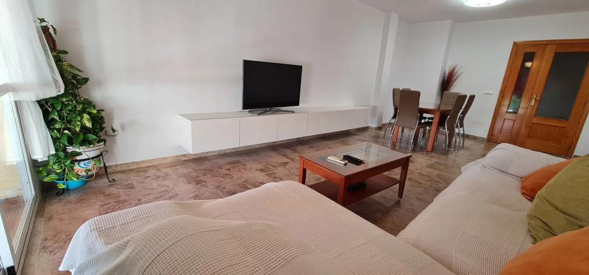 Продажа квартиры на Calle Antonio Machado, 2, Фуэнхирола
photo 1