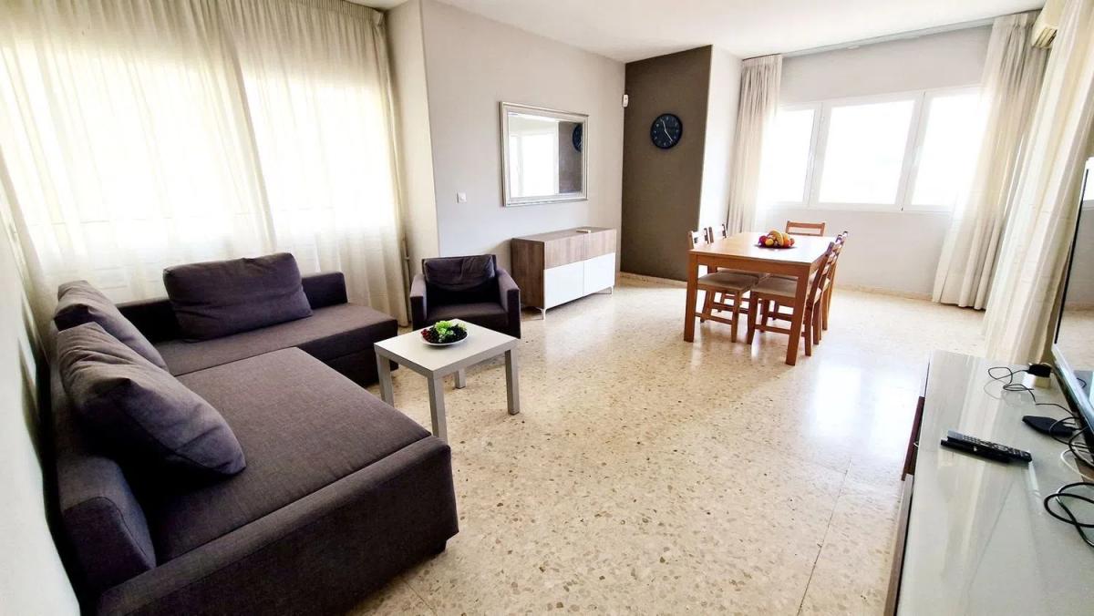 Sprzedaż mieszkania w C/Santa Mónica, Fuengirola
 photo 2