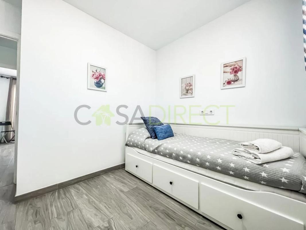 Sale of apartment in Calle Víctor Serna, Fuengirola
photo 3